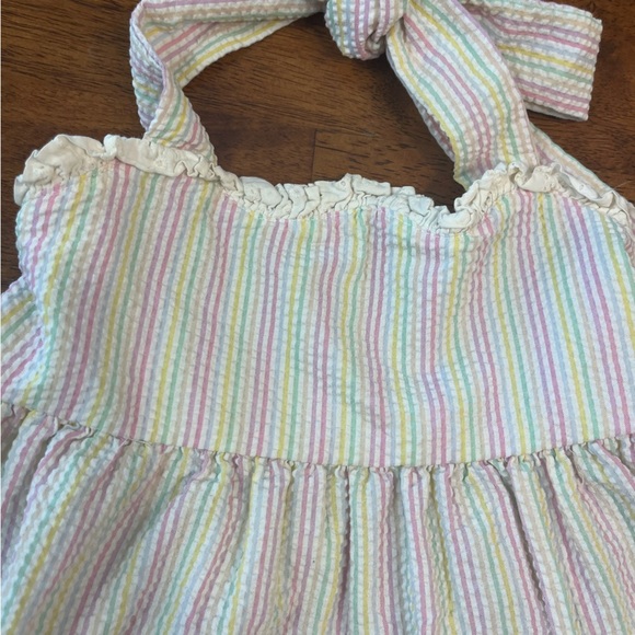 Alice Kathleen & Co. rainbow seersucker halter top scalloped edge size 4T - Picture 2 of 5